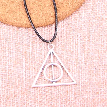 20Pcs Antique Silver Color deathly hallows Pendant 32mm Leather Chain Necklace Black Leather Cord Necklace
20Pcs Antique Silver Color deathly hallows Pendant 32mm Leather Chain Necklace Black Leather Cord Necklace
