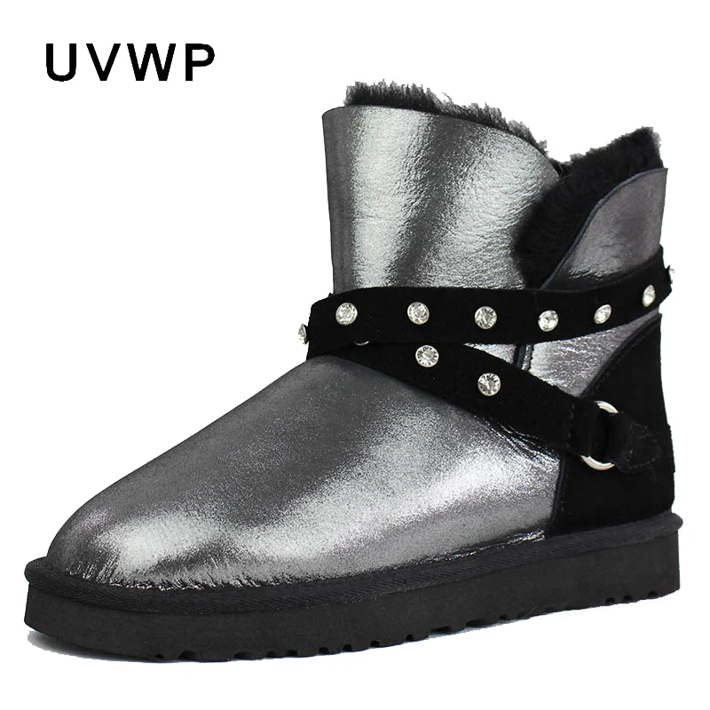 New Genuine Sheepskin Leather Snow Boots for Women 100% Natural Fur Real Wool Inside Women Winter Warm Boots Fashion Ankle Boots
New Genuine Sheepskin Leather Snow Boots for Women 100% Natural Fur Real Wool Inside Women Winter Warm Boots Fashion Ankle Boots