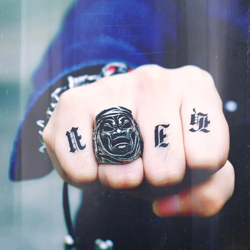 BEIER new store Hero Of Sparta Warrior Mask Ring For Man Factory Price Stainless Titanium Steel Punk Heavy Metal Jewelry BR8-211
BEIER new store Hero Of Sparta Warrior Mask Ring For Man Factory Price Stainless Titanium Steel Punk Heavy Metal Jewelry BR8-211