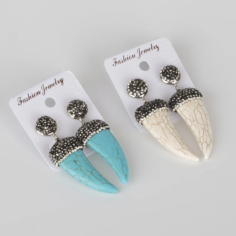 dankaishi Chili Shape Earrings for Women Natural Stone Fashion Jewelry Pave with Rhinestone Moon Shape Earrings Birthday Gift
dankaishi Chili Shape Earrings for Women Natural Stone Fashion Jewelry Pave with Rhinestone Moon Shape Earrings Birthday Gift