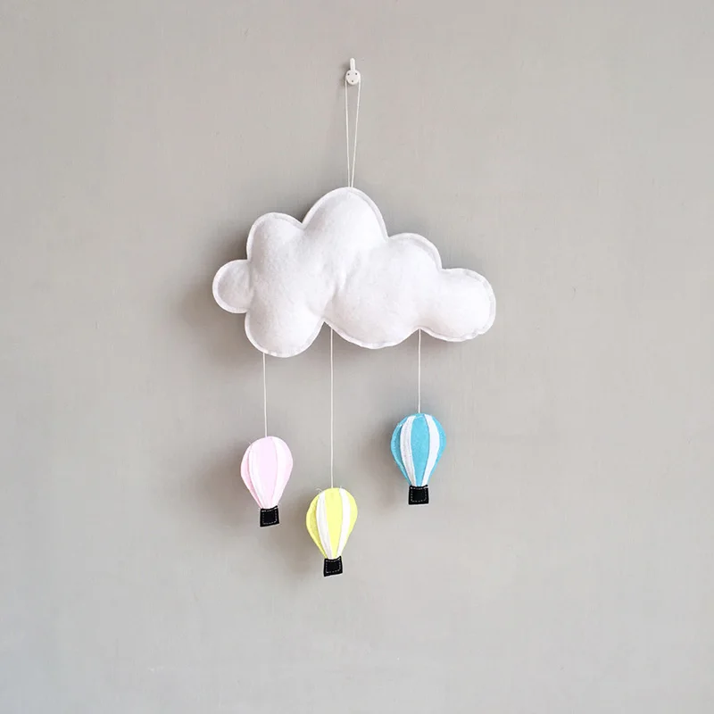 Cloud Soft Baby Bed Ornaments Handmade Pendant DIY Kids Toy Cloud Air Balloon Felt Wind Bell Wall Hanging Decor
Cloud Soft Baby Bed Ornaments Handmade Pendant DIY Kids Toy Cloud Air Balloon Felt Wind Bell Wall Hanging Decor