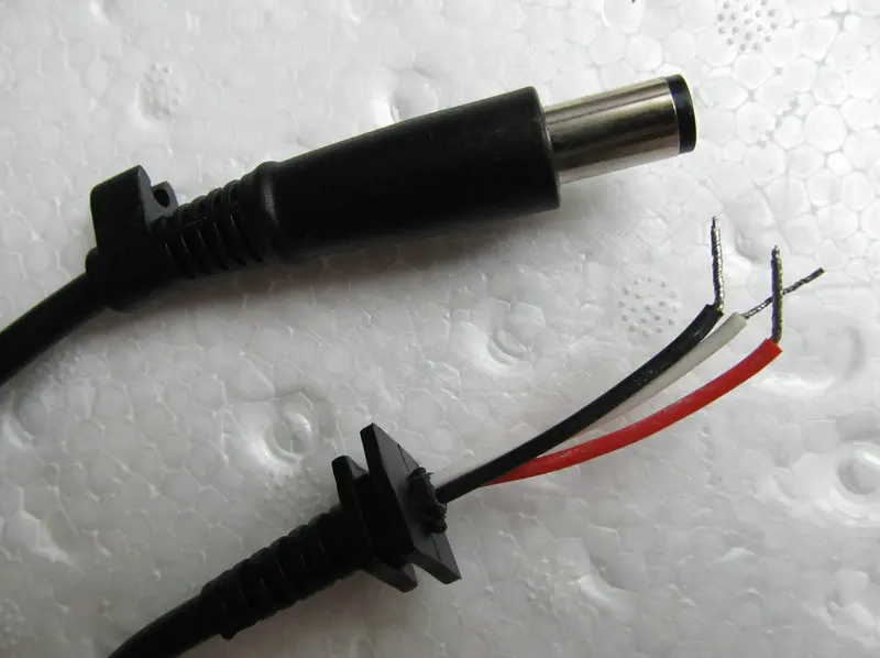 1 Article DC Plug 7.4x5.0mm + pin cable power adapter connector cord 1.19meter For HP DELL Laptop Laptop Notebook
1 Article DC Plug 7.4x5.0mm + pin cable power adapter connector cord 1.19meter For HP DELL Laptop Laptop Notebook