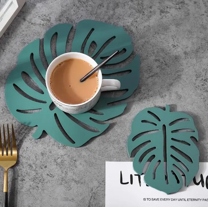 Leaf Wood Coaster Cup Bowl Dinnerware Dining Table Pad Wooden Placemats Hollow Thick Non-slip Insulation Table Decoration Mat
Leaf Wood Coaster Cup Bowl Dinnerware Dining Table Pad Wooden Placemats Hollow Thick Non-slip Insulation Table Decoration Mat