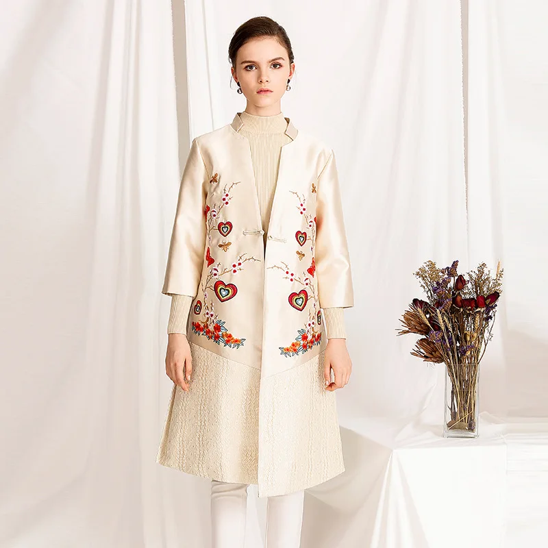 2018 Ceciliayu Antumn And Spring Design Chinese Style Embroidery Ladies Autumn Jacket Fashion Stitching Lace Long Section Jacket
2018 Ceciliayu Antumn And Spring Design Chinese Style Embroidery Ladies Autumn Jacket Fashion Stitching Lace Long Section Jacket