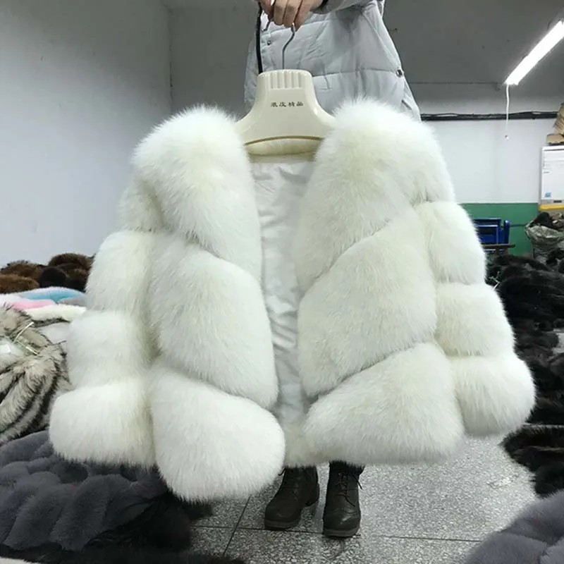 BFFUR 2018 New Style Women Real Fox Fur Whole Skin Coat Natural Fur Casual Russian Winter Coats Fox Fur Jacket Real Fur Jackets
BFFUR 2018 New Style Women Real Fox Fur Whole Skin Coat Natural Fur Casual Russian Winter Coats Fox Fur Jacket Real Fur Jackets