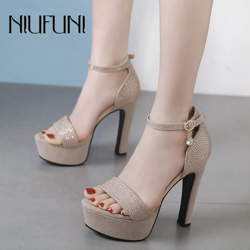 Sexy Women's Sandals Thick With Ladies Waterproof Platform High Heels Rhinestone Belt Buckle Suede Fashion Banquet Wedding Shoes
Sexy Women's Sandals Thick With Ladies Waterproof Platform High Heels Rhinestone Belt Buckle Suede Fashion Banquet Wedding Shoes