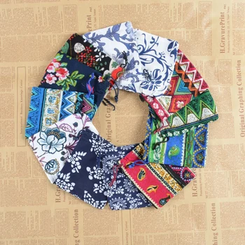 100pcs Creative national wind prints cotton bags Jewelry storage bag wedding candy box Christmas gift bag festive party supplies
100pcs Creative national wind prints cotton bags Jewelry storage bag wedding candy box Christmas gift bag festive party supplies