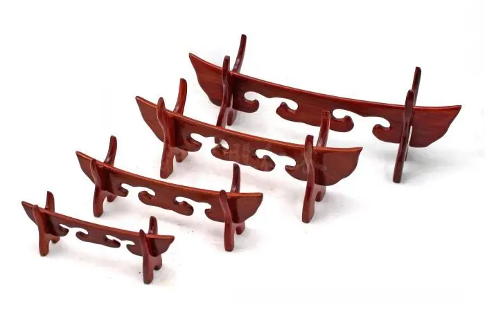 Wholesale red wood crafts ornaments bracket horns sword rack knife red sandalwood wishful ivory frame
Wholesale red wood crafts ornaments bracket horns sword rack knife red sandalwood wishful ivory frame