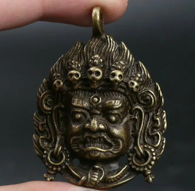 Chinese Bronze Tantra Mahakala Wrathful Deity Amulet Pendant Buddha Head Pendant Exorcise Evil Spirits Statue Auspicious Amulet
Chinese Bronze Tantra Mahakala Wrathful Deity Amulet Pendant Buddha Head Pendant Exorcise Evil Spirits Statue Auspicious Amulet