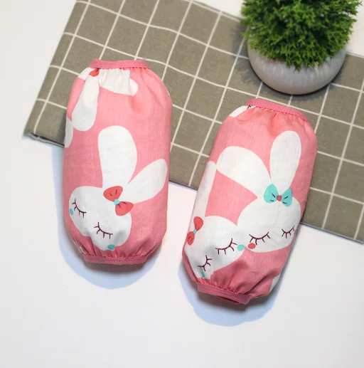 Korean version of the cartoon baby cuff children protection sleeve cotton baby waterproof outdoor sports cuff sleeve
Korean version of the cartoon baby cuff children protection sleeve cotton baby waterproof outdoor sports cuff sleeve