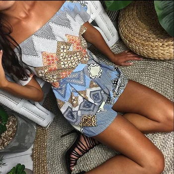Summer fashion print open back wrapped chest one-word shoulder jumpsuit female 0730
Summer fashion print open back wrapped chest one-word shoulder jumpsuit female 0730