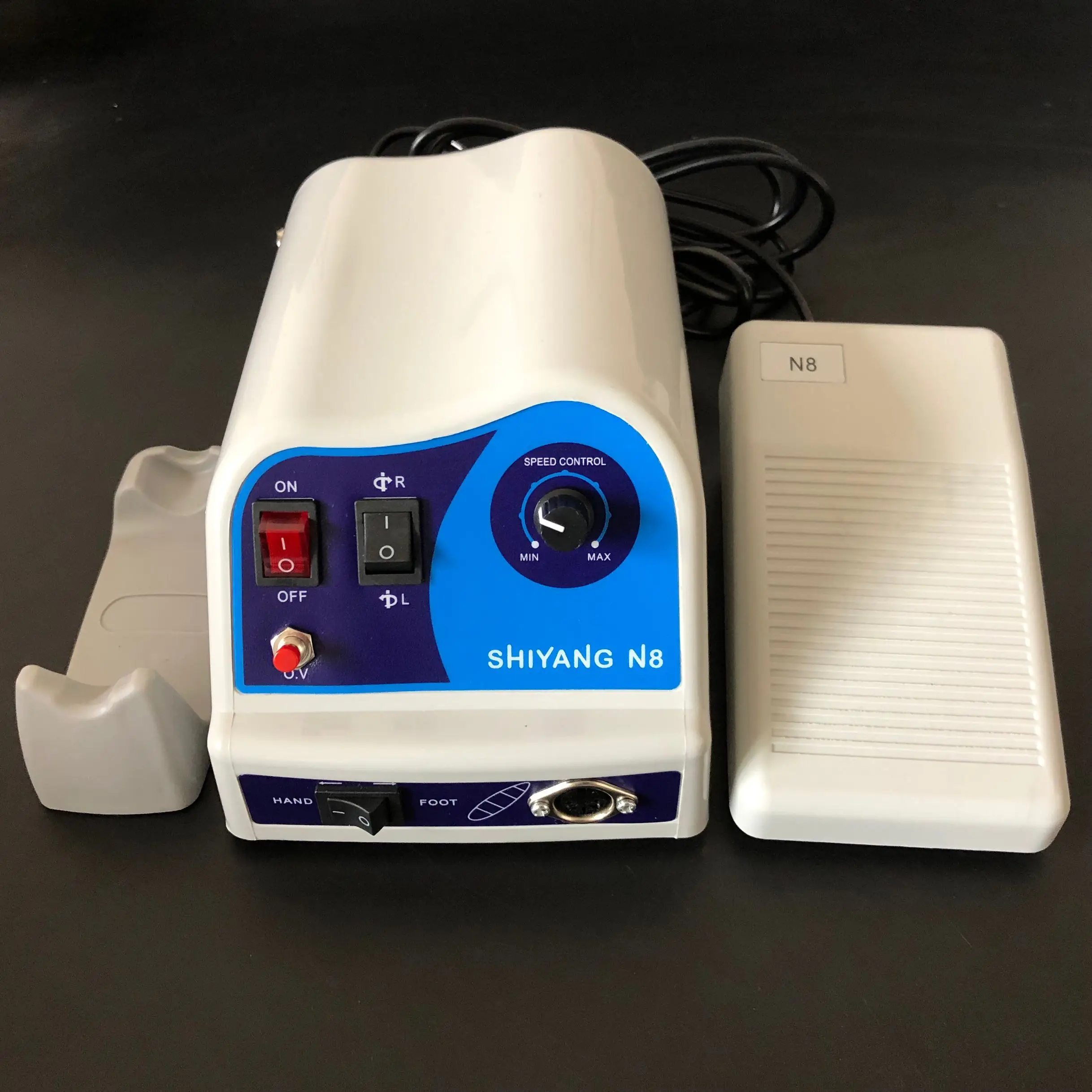 Dental Marathon LAB ORATORIO Micromotor Polishing 35K RPM N3 N7 N8 45K RPM Control box no handpiece
Dental Marathon LAB ORATORIO Micromotor Polishing 35K RPM N3 N7 N8 45K RPM Control box no handpiece