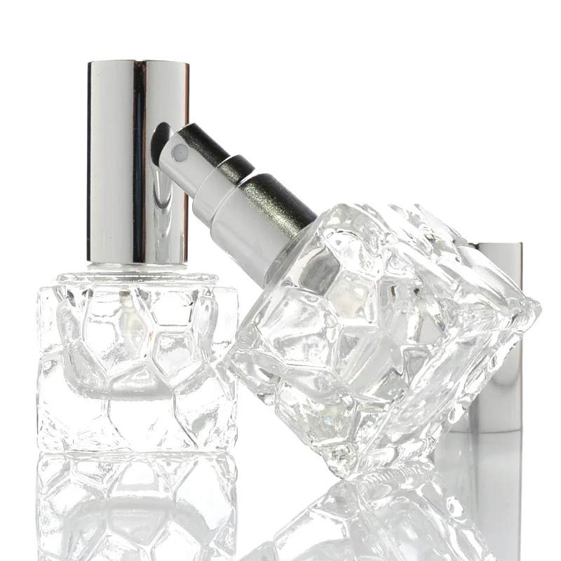 LIYIMENG Portable Mini Refillable Perfume Bottle With Spray Scent Pump Empty Cosmetic Containers Spray Atomizer Bottle
LIYIMENG Portable Mini Refillable Perfume Bottle With Spray Scent Pump Empty Cosmetic Containers Spray Atomizer Bottle