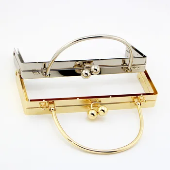 20.5cm Handle Block Screw Gold Manual Diy Parts Hardware Purse Frame Rectangular Handmade Retro Internal Purse Frame
20.5cm Handle Block Screw Gold Manual Diy Parts Hardware Purse Frame Rectangular Handmade Retro Internal Purse Frame