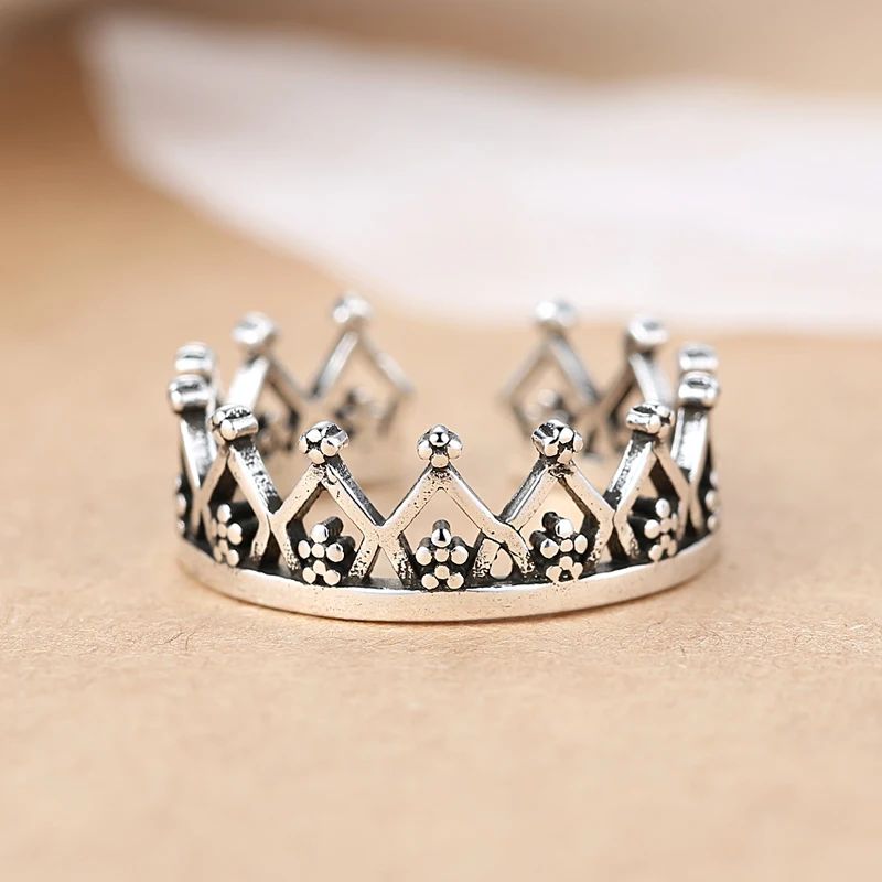 MloveAcc 925 Sterling Silver Flower Crown Rings for Women Wedding Jewelry Original Vintage Hollow Adjustable Finger Ring
MloveAcc 925 Sterling Silver Flower Crown Rings for Women Wedding Jewelry Original Vintage Hollow Adjustable Finger Ring
