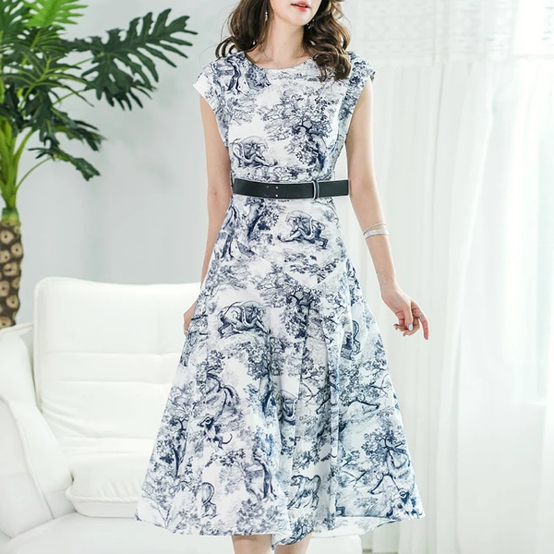 SHTONGHUA New Runway Luxury Women Summer Ink printing Vintage dress Sleeveless Ladies Elegant Vestidos With Belt dress Vestidos
SHTONGHUA New Runway Luxury Women Summer Ink printing Vintage dress Sleeveless Ladies Elegant Vestidos With Belt dress Vestidos