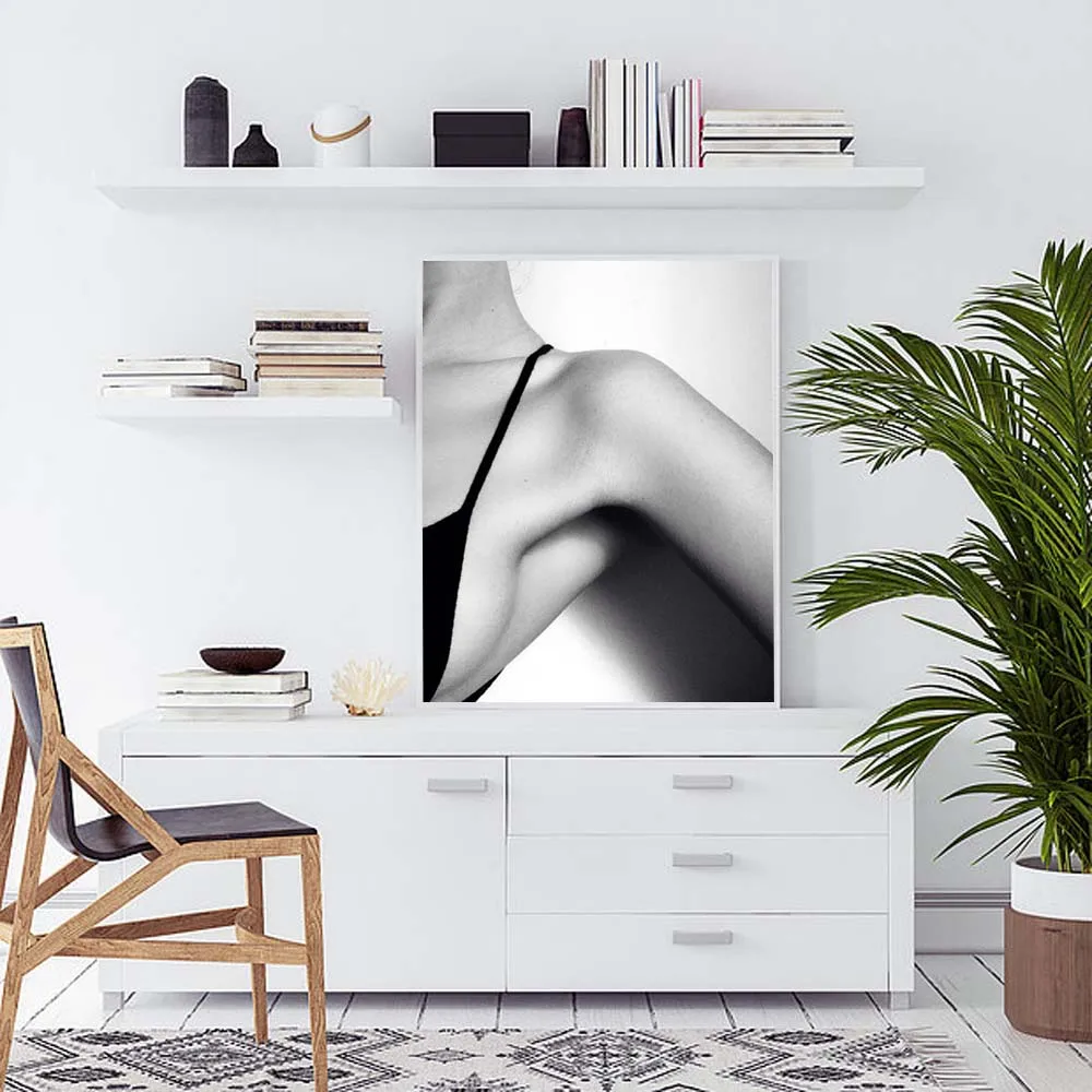 Quadro Romantic Figure Poster Nordic Posters and Prints Black And White Wall Pop Art Canvas Painting Decor For Home Decoration
Quadro Romantic Figure Poster Nordic Posters and Prints Black And White Wall Pop Art Canvas Painting Decor For Home Decoration