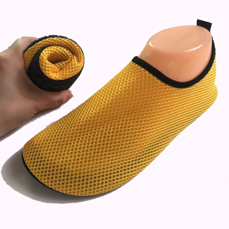 Sneakers Mesh Swimming Shoes Water Shoes Aqua Shoes Seaside Beach Surfing Slippers Upstream Barefoot Shoes Footwear Men Women
Sneakers Mesh Swimming Shoes Water Shoes Aqua Shoes Seaside Beach Surfing Slippers Upstream Barefoot Shoes Footwear Men Women