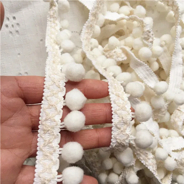 5yards Pink /white /Blue /Rose red ball pom pom ribbon lace trim costume baby dolls clothes household pillow curtain lace Z766
5yards Pink /white /Blue /Rose red ball pom pom ribbon lace trim costume baby dolls clothes household pillow curtain lace Z766