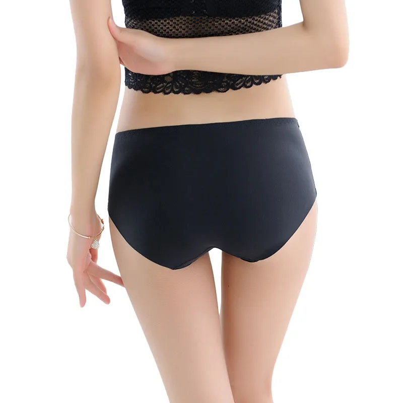 Sexy Panties Women Seamless Briefs Intimates Solid Underwear Women's Lingerie Ice Silk Mid Waist Soft Cozy Briefs Culotte Femme
Sexy Panties Women Seamless Briefs Intimates Solid Underwear Women's Lingerie Ice Silk Mid Waist Soft Cozy Briefs Culotte Femme