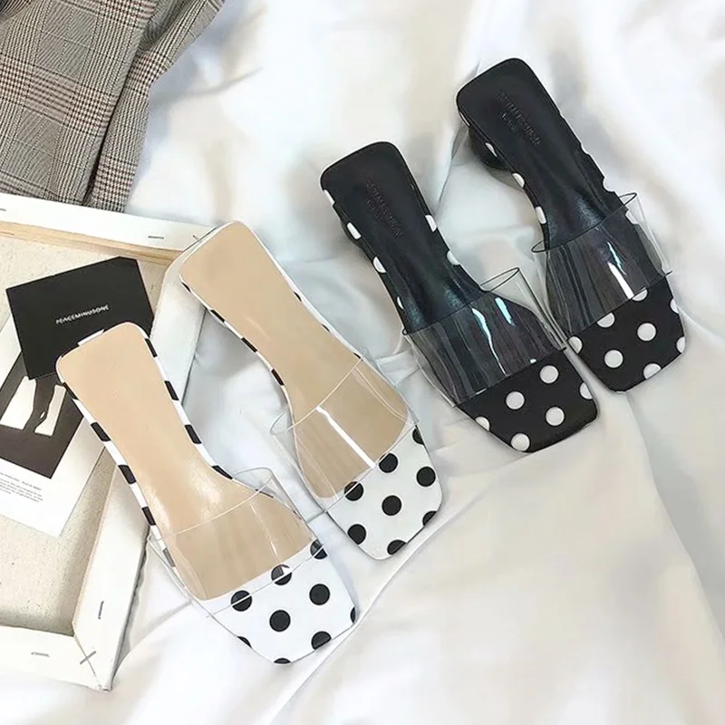 2019 new spring and summer wear high-heeled slippers transparent word drag open toe sandals and slippers holiday beach shoes
2019 new spring and summer wear high-heeled slippers transparent word drag open toe sandals and slippers holiday beach shoes