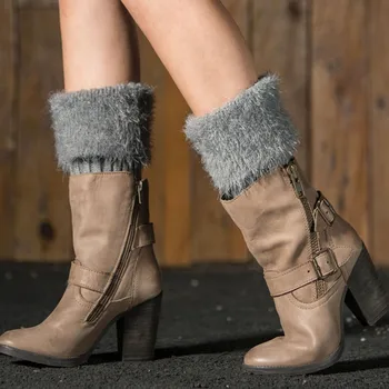 1 Pair Women Fashion Winter Warm Faux Fur Feather Knitted Short Socks Hosiery Leg Warmers Underwear Streetwear for Boots
1 Pair Women Fashion Winter Warm Faux Fur Feather Knitted Short Socks Hosiery Leg Warmers Underwear Streetwear for Boots