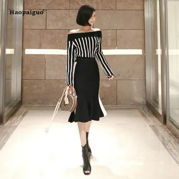 2 Piece Set 2018 Autumn Women Black Full Sleeve Slash Neck Striped Knitting Casual Top and Mid-calf Ruffles Elegant Club Skirt
2 Piece Set 2018 Autumn Women Black Full Sleeve Slash Neck Striped Knitting Casual Top and Mid-calf Ruffles Elegant Club Skirt