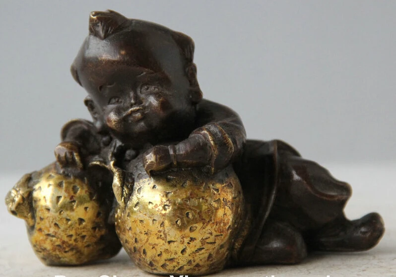 4" Old Chinese Fengshui Bronze Gild Boy Lad Tong Zi Pomegranate Statue Sculpture S0705 B0403
4" Old Chinese Fengshui Bronze Gild Boy Lad Tong Zi Pomegranate Statue Sculpture S0705 B0403