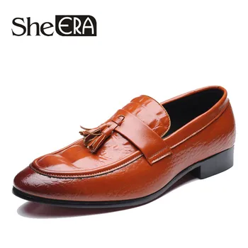 2019 men shoes Loafers Solid Tassel men shoes slip on men shoes autumn Moccasins Luxury Italian Flat Shoes 
2019 men shoes Loafers Solid Tassel men shoes slip on men shoes autumn Moccasins Luxury Italian Flat Shoes
