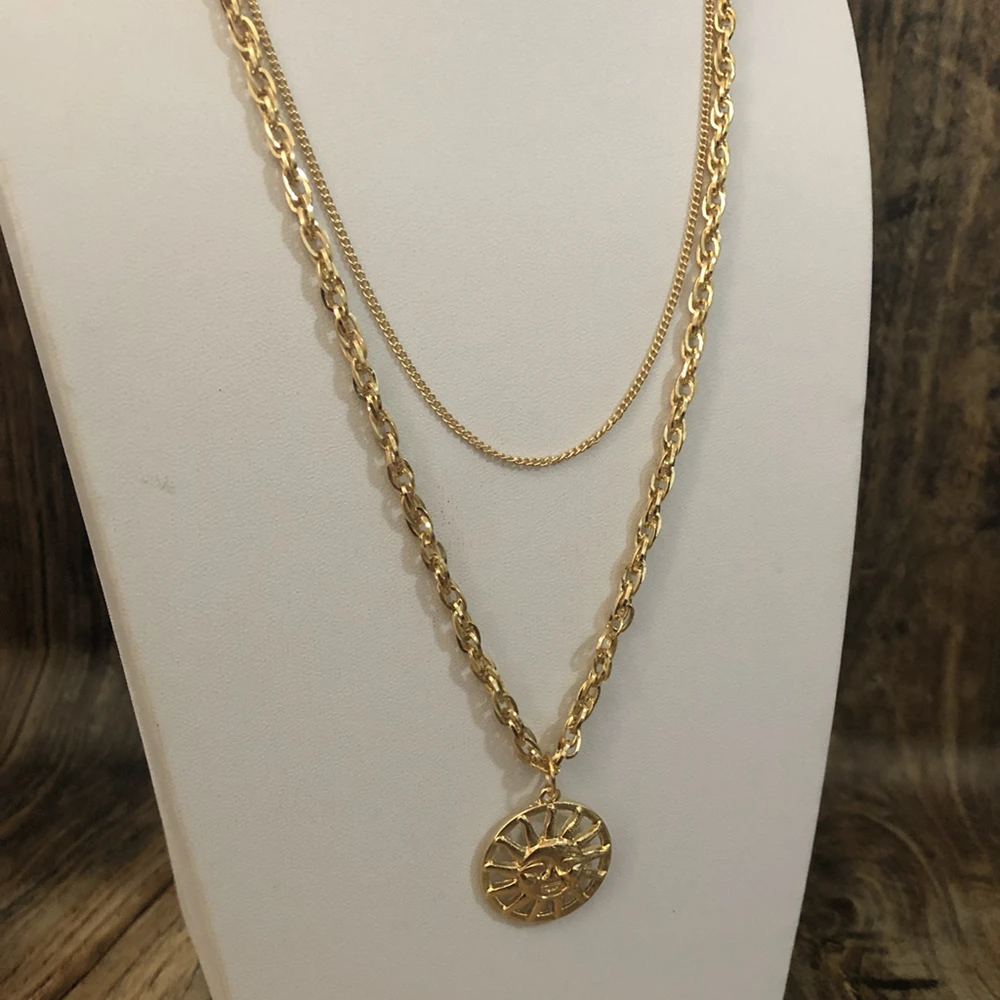 Two Layer Gold Color link Chain Necklace Jewelry For Women Sun Shape Fashion Pendant Necklace Jewelry
Two Layer Gold Color link Chain Necklace Jewelry For Women Sun Shape Fashion Pendant Necklace Jewelry