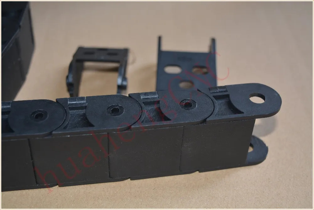 plastic 35mmx50mm totally enclosed type drag chain with end connectors engraving machine cable for CNC router tools
plastic 35mmx50mm totally enclosed type drag chain with end connectors engraving machine cable for CNC router tools