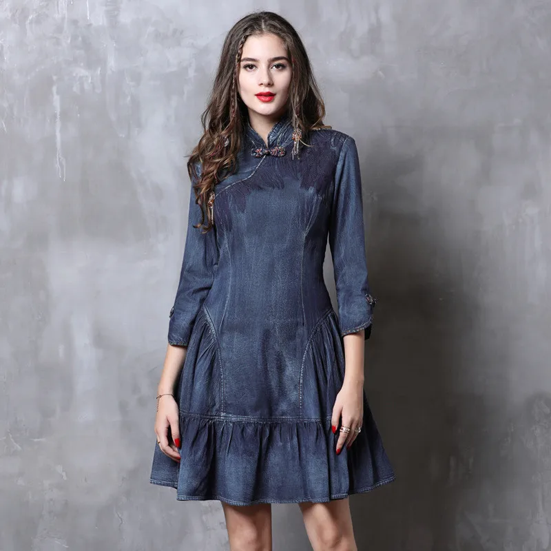 Vintage Denim Dress 2018 Women 3/4 Sleeve Chinese Style cheongsam Ruffles Ethic embroidery Autumn Dresses
Vintage Denim Dress 2018 Women 3/4 Sleeve Chinese Style cheongsam Ruffles Ethic embroidery Autumn Dresses