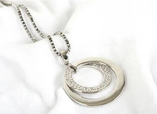 Unique Long Chain Concise Necklace Crystal Rhinestone Chunky Silver Plated Double Circle Pendant Necklace For Women
Unique Long Chain Concise Necklace Crystal Rhinestone Chunky Silver Plated Double Circle Pendant Necklace For Women