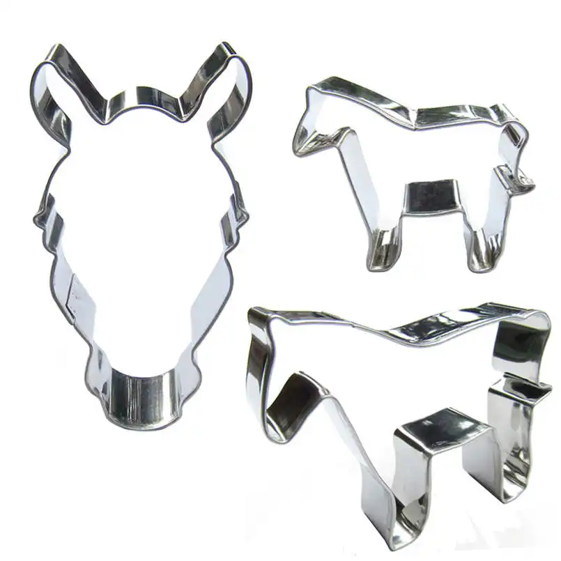 Pony, Horse Head, Battle horse shape 3 pieces biscuit cutting molds, baking tools, cake decorating soft candy tools.
Pony, Horse Head, Battle horse shape 3 pieces biscuit cutting molds, baking tools, cake decorating soft candy tools.
