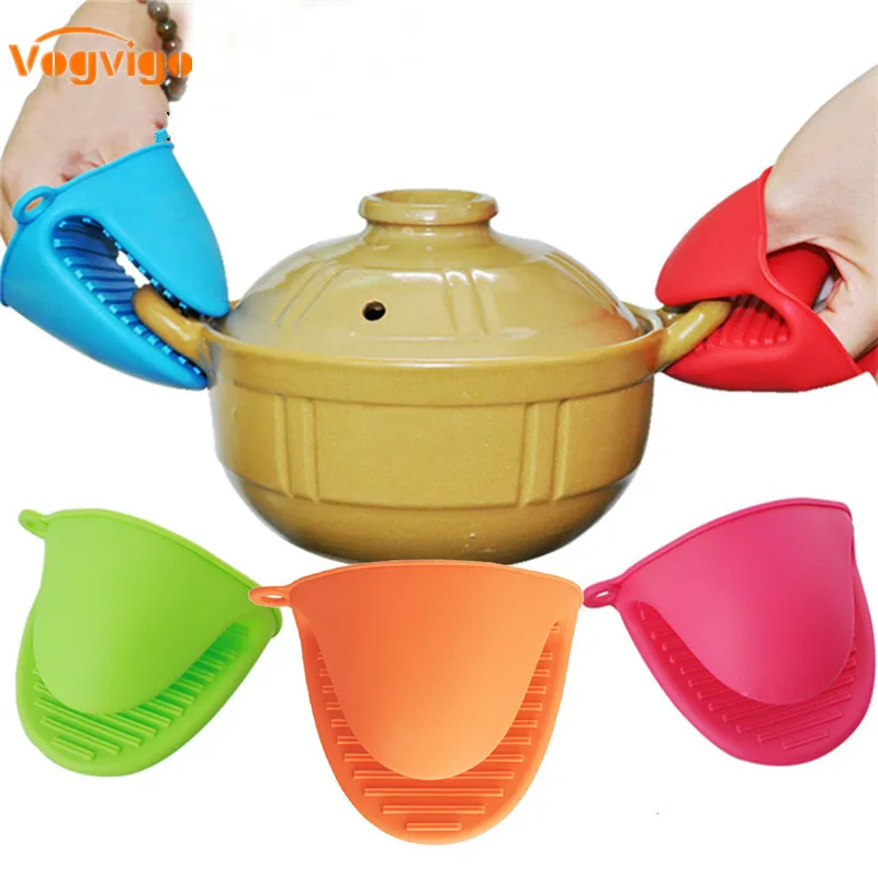 VOGVIGO Silicone Heat Insulation Microwave Hot Set Protective Hand Clip Heat Resistant Silicone Glove Kitchen Tools
VOGVIGO Silicone Heat Insulation Microwave Hot Set Protective Hand Clip Heat Resistant Silicone Glove Kitchen Tools