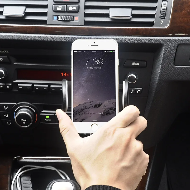 360 Degree Rotating Cigarette Lighter Cell Phone Bracket Dual USB 2 Port Car Charger Holder For Universal Mobile Phone
360 Degree Rotating Cigarette Lighter Cell Phone Bracket Dual USB 2 Port Car Charger Holder For Universal Mobile Phone