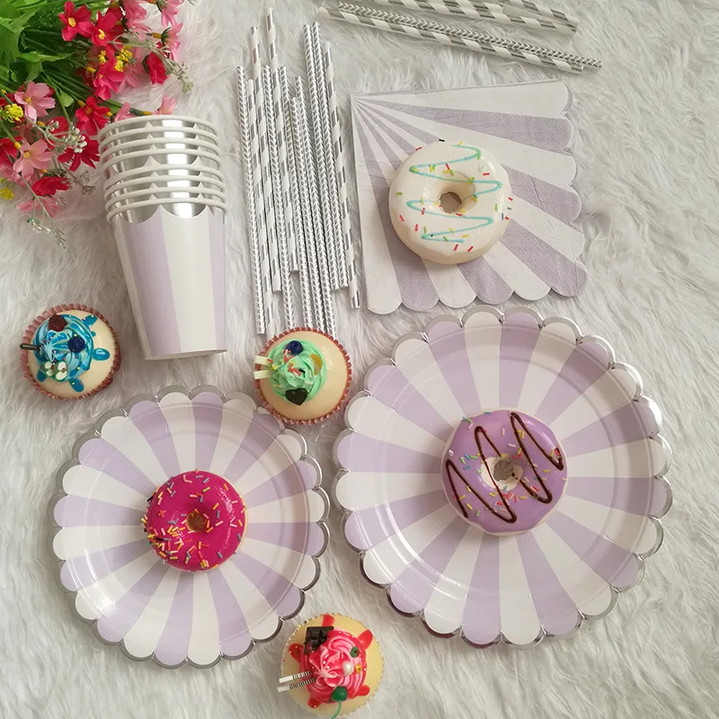44pcs/set Gold Pink Colorful Striped Disposable Tableware Party Paper Plates Cups Baby Shower Birthday Party Supplies Tableware
44pcs/set Gold Pink Colorful Striped Disposable Tableware Party Paper Plates Cups Baby Shower Birthday Party Supplies Tableware