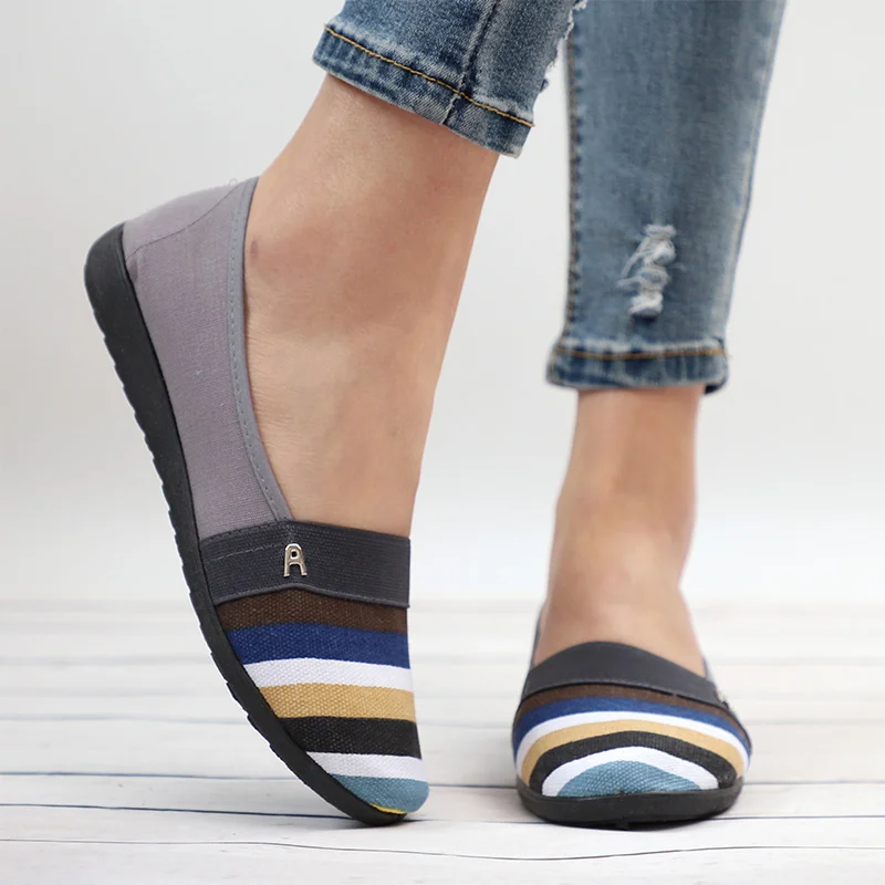 New Women Flats Moccasins Casual Shoes Female Candy Color Stripe Loafers Mother Slip On Soft Flat Shoes Spring Ladies Shoes
New Women Flats Moccasins Casual Shoes Female Candy Color Stripe Loafers Mother Slip On Soft Flat Shoes Spring Ladies Shoes