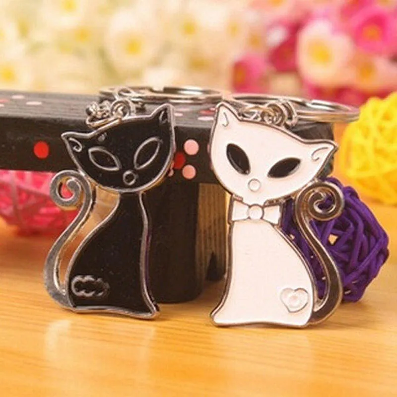 1 pair Fashion Black & White Cat Fox Pendants Keychain Rings Key Chain & Ring Holder Keyring Porte decoration Gift Men Women
1 pair Fashion Black & White Cat Fox Pendants Keychain Rings Key Chain & Ring Holder Keyring Porte decoration Gift Men Women