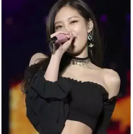 kpop BLACKPINK Jennie the same One word collar off-shouder chiffon shirt 2019 new tops women korean Sexy blouse female shirts
kpop BLACKPINK Jennie the same One word collar off-shouder chiffon shirt 2019 new tops women korean Sexy blouse female shirts