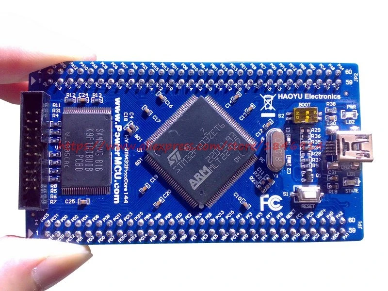 free shipping STM32F103 development board HY-STM32F1xxCore144 core board STM32F103ZE
free shipping STM32F103 development board HY-STM32F1xxCore144 core board STM32F103ZE
