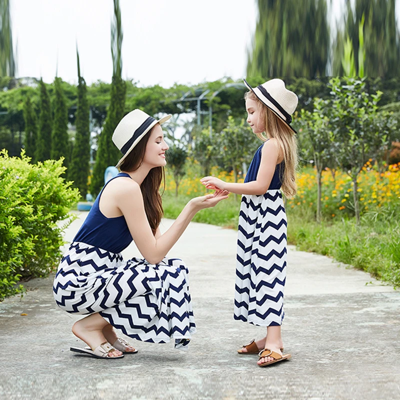 Summer Mommy and Me Family Matching Mother Daughter Dresses Sleeceless Striped Mom Dress Kids Outfits Casual Sister Baby Girl
Summer Mommy and Me Family Matching Mother Daughter Dresses Sleeceless Striped Mom Dress Kids Outfits Casual Sister Baby Girl