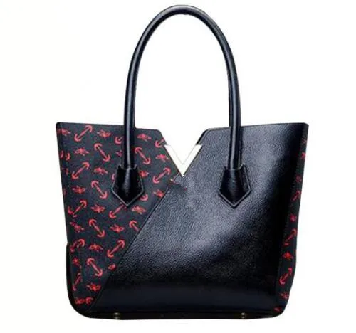 Top Free genuine leather man bag travel bag KIMONO handbag cross-body business casual shoulder bag large capacity bags PALLAS
Top Free genuine leather man bag travel bag KIMONO handbag cross-body business casual shoulder bag large capacity bags PALLAS