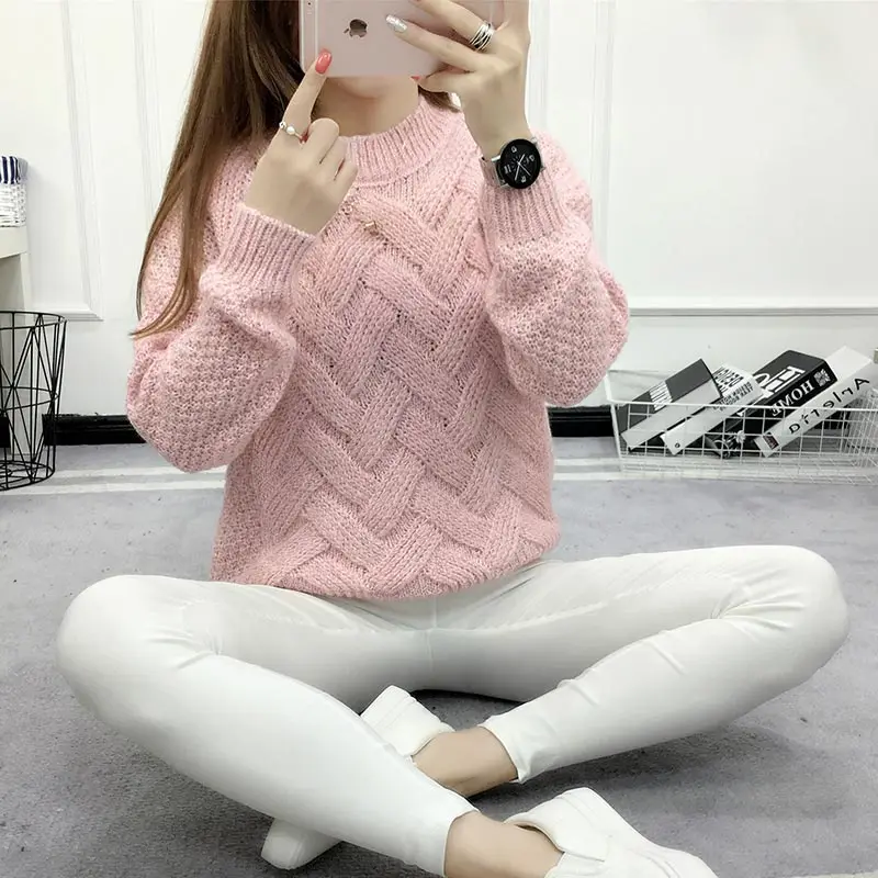 Pullover female clothes 2019 loose autumn winter sweater women casual plaid o-neck long sleeve thicken jumper winter woman coat
Pullover female clothes 2019 loose autumn winter sweater women casual plaid o-neck long sleeve thicken jumper winter woman coat