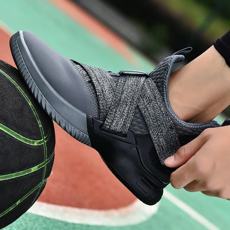 Outdoor Running shoes for men Comfortable Breathable Fitness men sneakers walking high quality Hard-Wearing jogging sports shoes
Outdoor Running shoes for men Comfortable Breathable Fitness men sneakers walking high quality Hard-Wearing jogging sports shoes