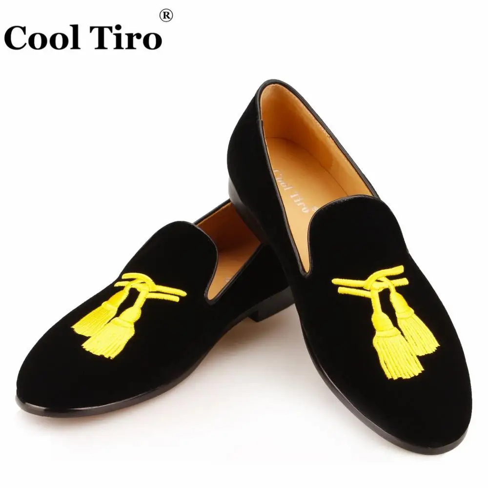 Men velvet slippers Loafers Embroidered (5)