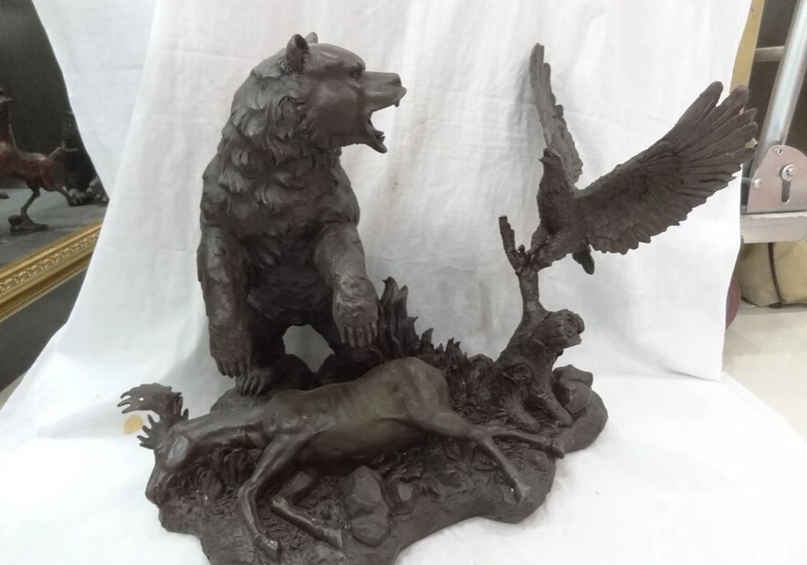 USPS to USA S1787 24" Chinese Pure Bronze Decoration Animal Fly Eagle Bear Grapple Deer Statue B0401
USPS to USA S1787 24" Chinese Pure Bronze Decoration Animal Fly Eagle Bear Grapple Deer Statue B0401