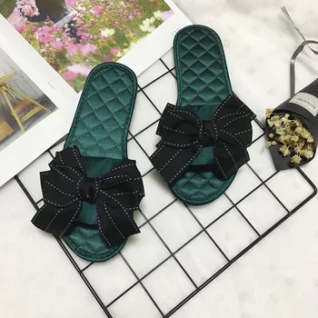 Dropshipping 2019 New Slides Women Sandals Mules Cozy Home Slippers with bowtie Women Flip Flops Slip on Plus Size 40
Dropshipping 2019 New Slides Women Sandals Mules Cozy Home Slippers with bowtie Women Flip Flops Slip on Plus Size 40
