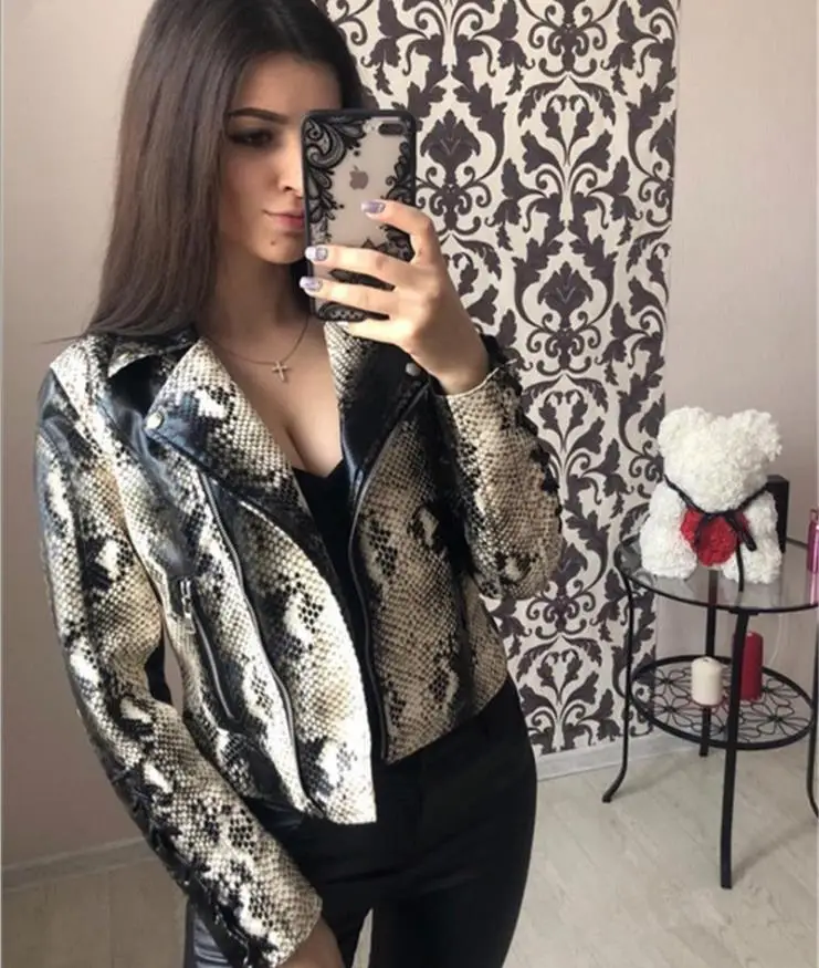 Fashion snake pattern pu leather jacket female Street style retro snake pattern locomotive Harajuku style short outerwear wq2010
Fashion snake pattern pu leather jacket female Street style retro snake pattern locomotive Harajuku style short outerwear wq2010