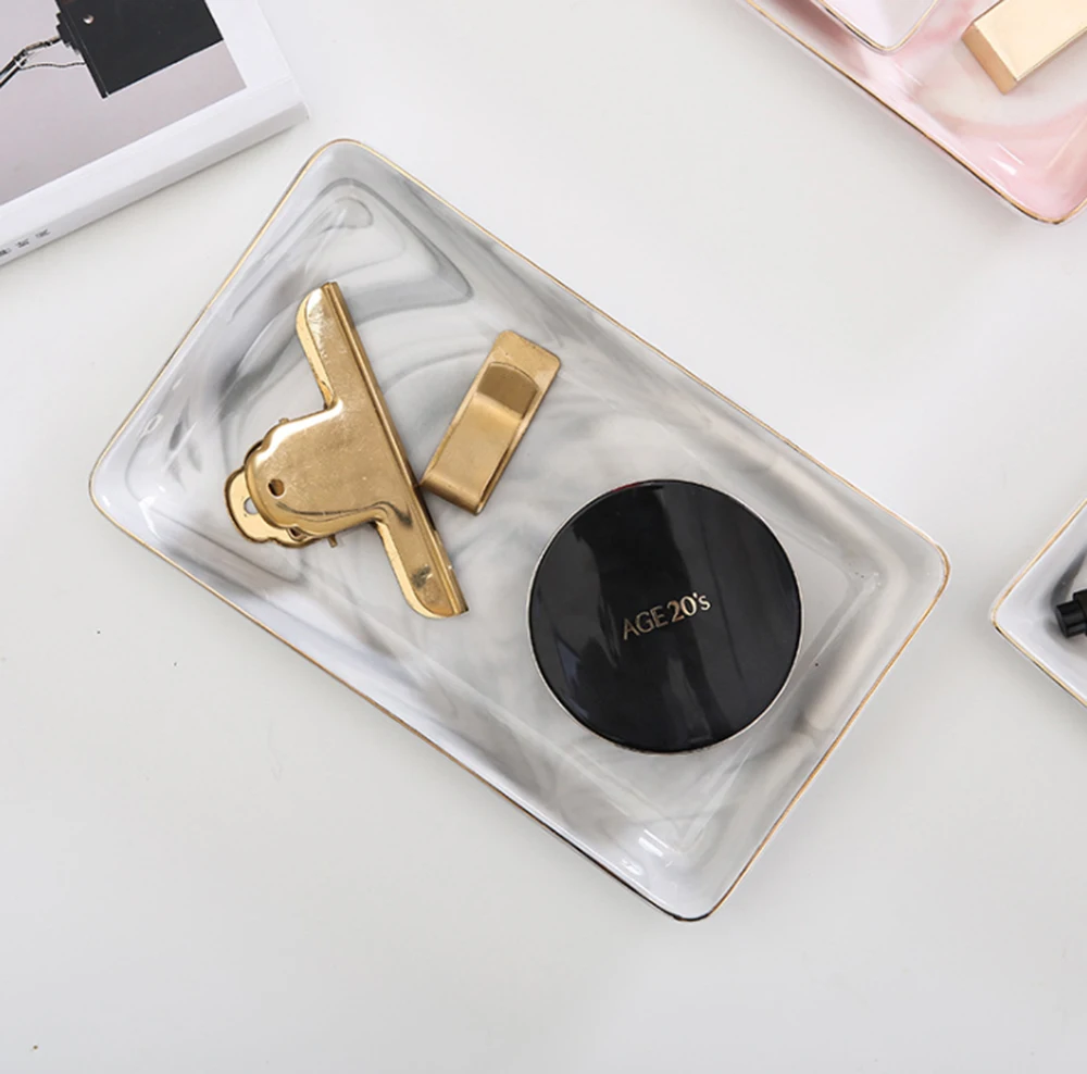 Nordic Style Marble Painting Phnom Penh Ceramic Jewelry Plate Ring Necklace Cosmetic Snack Dried Fruit Storage jewelry tray
Nordic Style Marble Painting Phnom Penh Ceramic Jewelry Plate Ring Necklace Cosmetic Snack Dried Fruit Storage jewelry tray